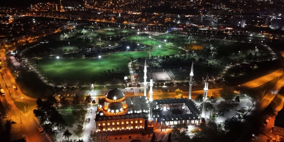 Dikkaldırım Mihraplı Cami