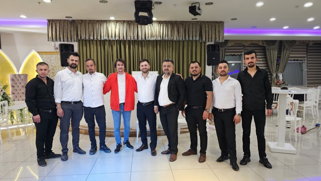 7c19ba08-121c-45ee-8f43-ed7164dc3c61