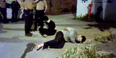 634 YILLIK HASTANENİN ÇATISINDAKİ KURŞUN LEVHALARI ÇALARKEN DÜŞEN HIRSIZIN İŞ KAZASI... OSMANLI DEVLETİ'NİN İLK HASTANESİNİ MERDİVEN DAYAYARAK SOYMAYA ÇALIŞTILAR TARİHİ MEKANIN KURŞUN LEVHALARINI ÇALARKEN, SUÇÜSTÜ YAKALANDI HIRSIZLIK ZANLISI BEKÇİYİ GÖRÜNCE METRELERCE YÜKSEKTEN AŞAĞI ATLADI