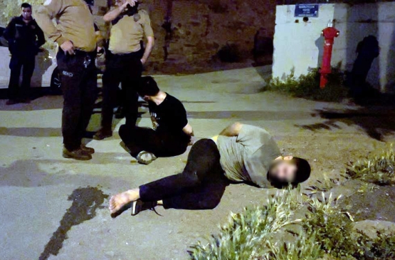 634 YILLIK HASTANENİN ÇATISINDAKİ KURŞUN LEVHALARI ÇALARKEN DÜŞEN HIRSIZIN İŞ KAZASI... OSMANLI DEVLETİ'NİN İLK HASTANESİNİ MERDİVEN DAYAYARAK SOYMAYA ÇALIŞTILAR TARİHİ MEKANIN KURŞUN LEVHALARINI ÇALARKEN, SUÇÜSTÜ YAKALANDI HIRSIZLIK ZANLISI BEKÇİYİ GÖRÜNCE METRELERCE YÜKSEKTEN AŞAĞI ATLADI